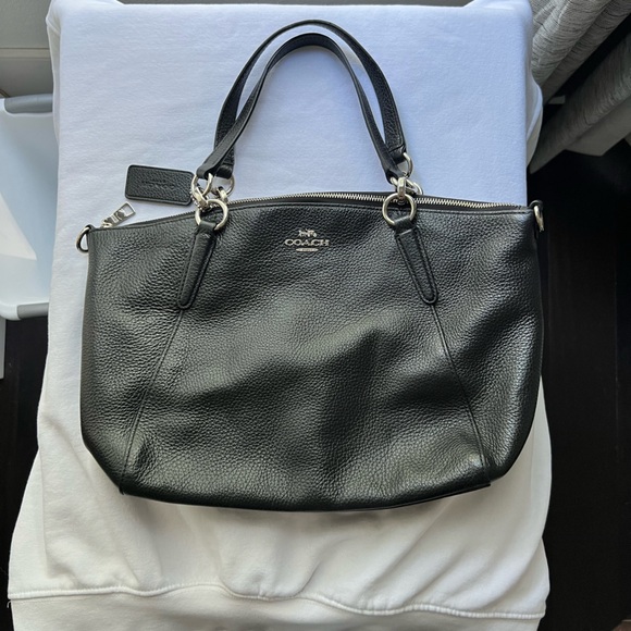 Coach Kelsey Black Leather Crossbody Purse - Picture 3 of 11